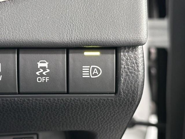 MIRAI Z エグゼクティブパッケージ パノラマルーフ レザーシート LEDヘッド フルセグTV アルミホイール オートクルーズコントロール 寒冷地仕様 キーフリー エアバッグ ABS 盗難防止装置 スマートキー パワーシート ETC(13枚目)