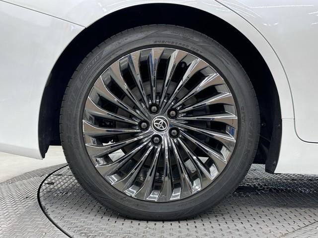 MIRAI Z エグゼクティブパッケージ パノラマルーフ レザーシート LEDヘッド フルセグTV アルミホイール オートクルーズコントロール 寒冷地仕様 キーフリー エアバッグ ABS 盗難防止装置 スマートキー パワーシート ETC(19枚目)