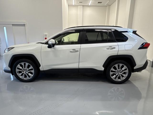 RAV4 G Zパッケージ 寒冷地仕様車 インテリジェントクリアランスソナー 整備記録簿 AWD LEDライト アルミホイル オートクルーズ 横滑り防止装置 バックガイドモニター 盗難防止装置 デュアルエアバッグ メモリナビ(5枚目)