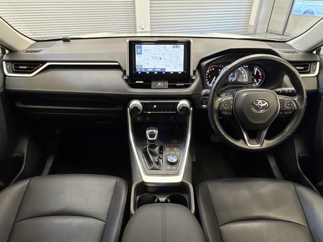 RAV4 G Zパッケージ 寒冷地仕様車 インテリジェントクリアランスソナー 整備記録簿 AWD LEDライト アルミホイル オートクルーズ 横滑り防止装置 バックガイドモニター 盗難防止装置 デュアルエアバッグ メモリナビ(7枚目)