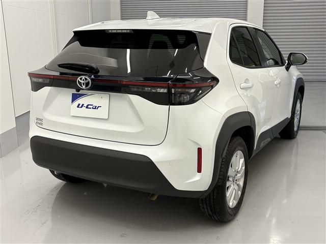 ヤリスクロス Ｇ　ＥＴＣ装備　リヤカメラ　スマートエントリー　イモビライザー　オートエアコン　アルミホイール　キーレス　パワーウィンドウ　クルコン　ＡＢＳ　ドライブレコーダー　エアバッグ　パワーステアリング（5枚目）