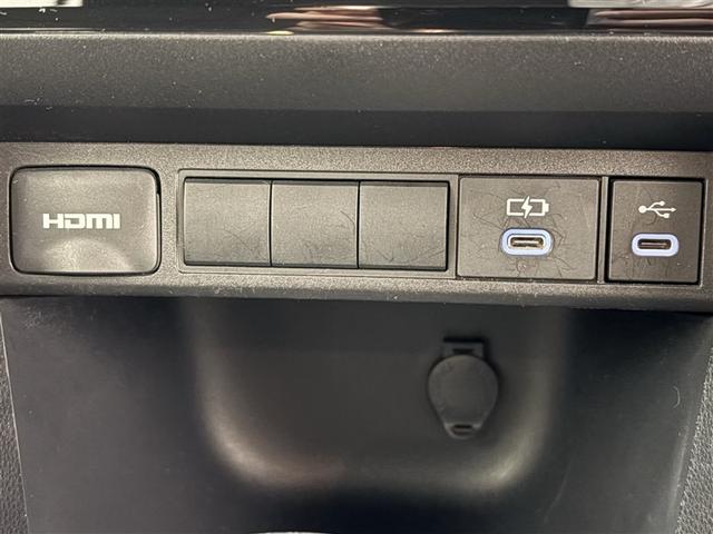 ヤリスクロス Ｇ　ＥＴＣ装備　リヤカメラ　スマートエントリー　イモビライザー　オートエアコン　アルミホイール　キーレス　パワーウィンドウ　クルコン　ＡＢＳ　ドライブレコーダー　エアバッグ　パワーステアリング（9枚目）