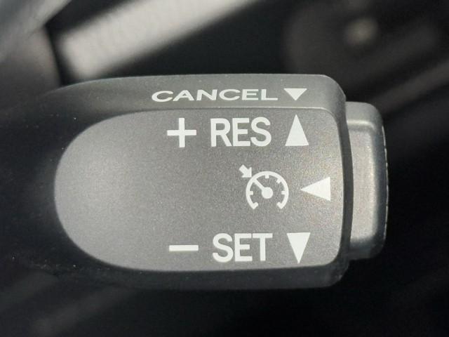 ノア ハイブリッドＳｉ　ダブルバイビーＩＩ　Ｂカメラ　横滑り防止装置　記録簿有　ＬＥＤ　地デジ　ドラレコ　ミュージックプレイヤー接続可　オートクルーズ　ＤＶＤ再生可　メモリナビ　フルフラット　エアバッグ　ＥＴＣ　ナビ＆ＴＶ　３列シート　ＡＢＳ（12枚目）