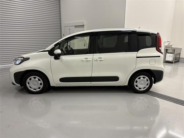 シエンタ ハイブリッドＸ　盗難防止　横滑り防止装置付　衝突軽減ブレーキ　スマキー　Ｂカメラ　メモリーナビ　ドライブレコーダー　ＥＴＣ　アイドリングストップ　ＡＢＳ　ワンオーナー　記録簿　ミュージックプレイヤー接続可　クルコン（6枚目）