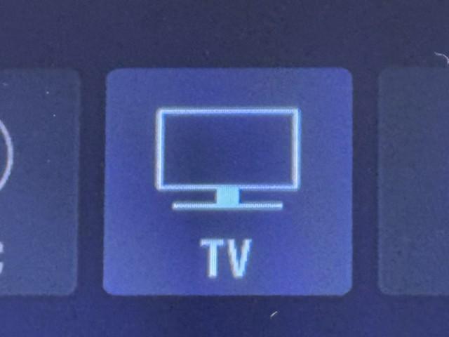 シエンタ ハイブリッド　Ｇ　セーフティーエディション　衝突軽減ブレーキ　スマキー　ＬＥＤヘッドライト　フルセグＴＶ　イモビライザー　１オーナー　クルーズコントロール　ウォークスルー　ＡＵＸ　記録簿有　バックモニター　エアバッグ　横滑り防止装置　ナビ・ＴＶ（7枚目）