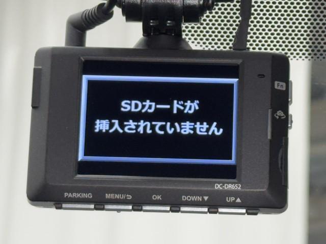 シエンタ ハイブリッド　Ｇ　セーフティーエディション　衝突軽減ブレーキ　スマキー　ＬＥＤヘッドライト　フルセグＴＶ　イモビライザー　１オーナー　クルーズコントロール　ウォークスルー　ＡＵＸ　記録簿有　バックモニター　エアバッグ　横滑り防止装置　ナビ・ＴＶ（8枚目）