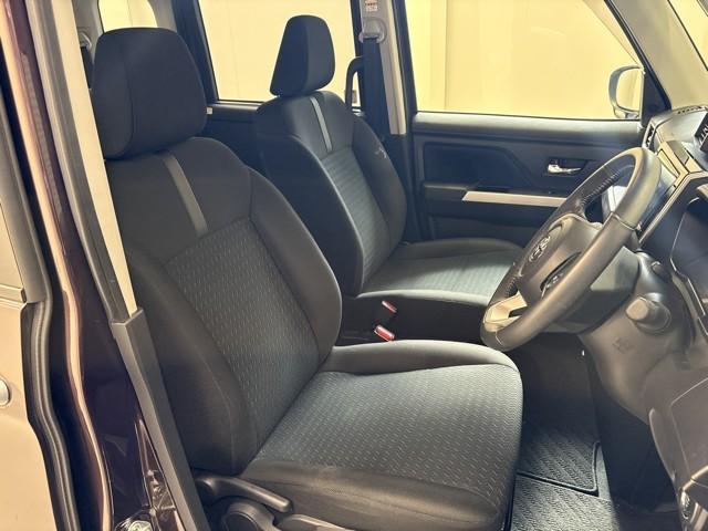 ルーミー カスタムＧ　アイドリング　両側電動ＳＤ　ＬＥＤヘット　バックビューモニター　衝突回避ブレーキ　フルフラット　地デジ　スマートキー　メモリナビ　クルーズコントロール　ＤＶＤ　ＥＴＣ　ドライブレコーダー　１オーナー（10枚目）