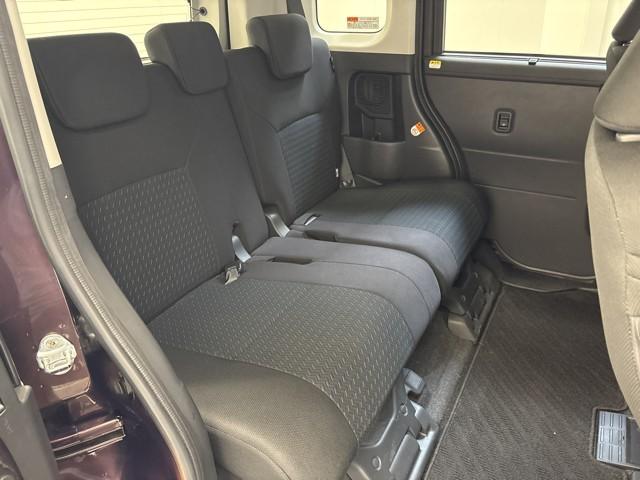 ルーミー カスタムＧ　アイドリング　両側電動ＳＤ　ＬＥＤヘット　バックビューモニター　衝突回避ブレーキ　フルフラット　地デジ　スマートキー　メモリナビ　クルーズコントロール　ＤＶＤ　ＥＴＣ　ドライブレコーダー　１オーナー（11枚目）