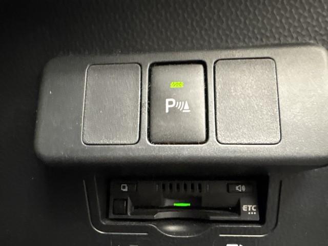 ルーミー カスタムＧ　アイドリング　両側電動ＳＤ　ＬＥＤヘット　衝突回避ブレーキ　地デジ　スマートキー　メモリナビ　クルーズコントロール　点検記録簿　ＤＶＤ　ＥＴＣ　ドライブレコーダー　１オーナー　オートエアコン　ＡＢＳ（9枚目）