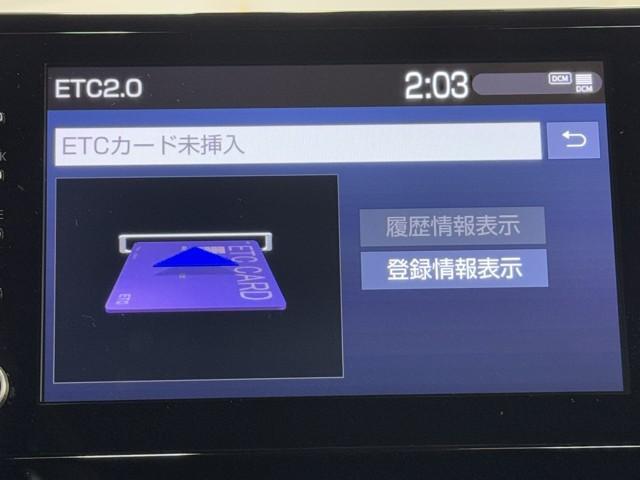 カローラスポーツ Ｇ　Ｚ　地デジＴＶ　ＥＳＣ　インテリキー　キーレス　Ｂカメ　衝突軽減Ｂ　オートクルーズコントロール　エアコン　エアロ　ハーフレザーシート　ＥＴＣ車載器　ＡＢＳ　ＬＥＤライト　メモリーナビ　エアバッグ　パワステ（7枚目）