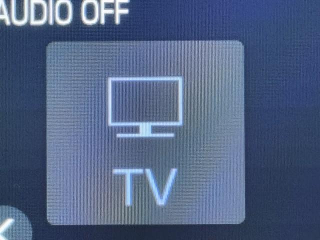 カローラスポーツ Ｇ　Ｚ　地デジＴＶ　ＥＳＣ　インテリキー　キーレス　Ｂカメ　衝突軽減Ｂ　オートクルーズコントロール　エアコン　エアロ　ハーフレザーシート　ＥＴＣ車載器　ＡＢＳ　ＬＥＤライト　メモリーナビ　エアバッグ　パワステ（8枚目）