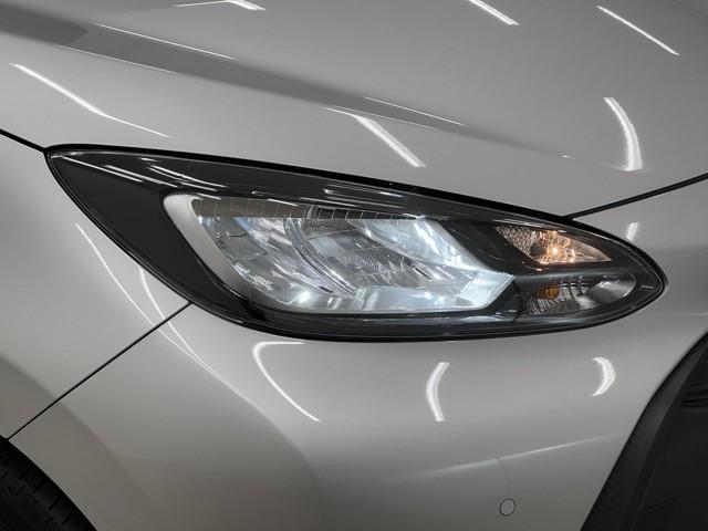 アクア X 踏み間違い防止 100V イモビ ドライブレコーダー ナビ 点検記録簿 LEDヘッドライト スマートキー 横滑り防止機能 キーレスエントリー オートクルーズ オートエアコン ETC カーテンエアバッグ(19枚目)