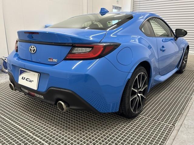 GR86 SZ 地上デジタル スマートキ- クルコン LEDヘッドライト ナビ&TV 横滑防止装置 ETC フルオートエアコン ドラレコ アルミ DVD再生 ミュージックプレイヤー接続可 盗難防止装置 記録簿 ABS(5枚目)