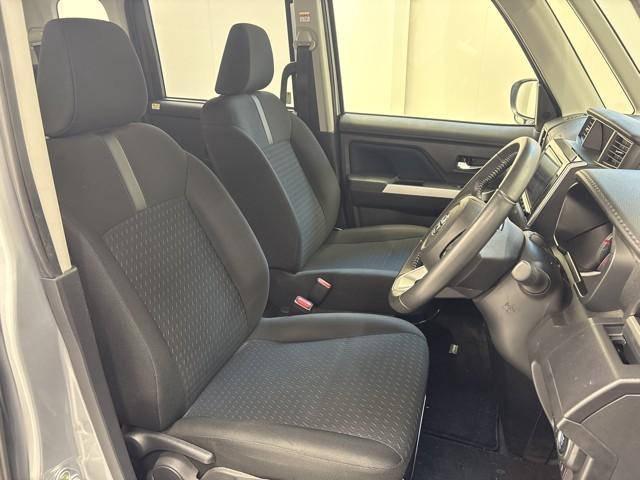 ルーミー カスタムG アイドリング 両側電動SD LEDヘット バックビューモニター 衝突回避ブレーキ フルフラット 地デジ スマートキー メモリナビ クルーズコントロール 点検記録簿 DVD ETC ドライブレコーダー(9枚目)