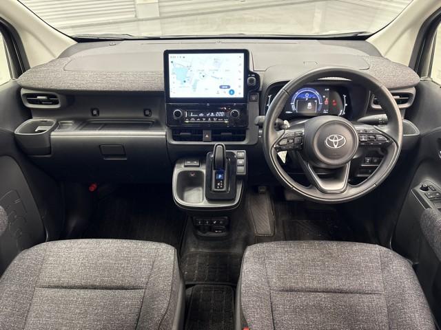 シエンタ ハイブリッドＺ　ＴＳＳ　ワンオーナ　エアバック　キーレスエントリー　ナビＴＶ　イモビライザー　整備記録簿　バックモニター　ＬＥＤヘッドライト　寒冷地　ＥＴＣ車載器　横滑り防止　スマートキー　オートエアコン　ＷＳＲＳ（6枚目）