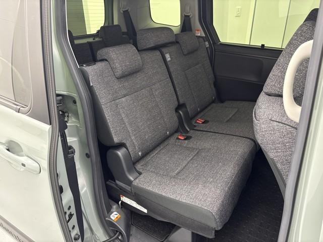 シエンタ ハイブリッドＺ　ＴＳＳ　ワンオーナ　エアバック　キーレスエントリー　ナビＴＶ　イモビライザー　整備記録簿　バックモニター　ＬＥＤヘッドライト　寒冷地　ＥＴＣ車載器　横滑り防止　スマートキー　オートエアコン　ＷＳＲＳ（10枚目）