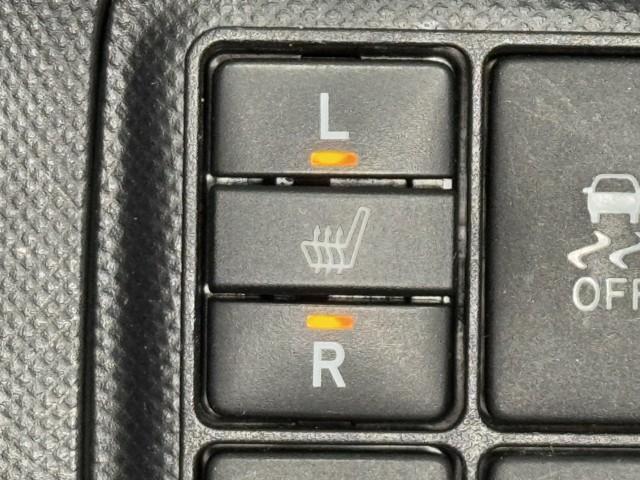 アクア S キーレスエントリ フルセグ地デジ ナビ&TV ワンオーナー車 オートエアコン デュアルエアバック ESC Bカメラ パワーウィンドウ AUX端子 ETC DVD再生可能 アルミホイール SRS ABS(14枚目)