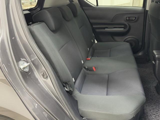 アクア S キーレスエントリ フルセグ地デジ ナビ&TV ワンオーナー車 オートエアコン デュアルエアバック ESC Bカメラ パワーウィンドウ AUX端子 ETC DVD再生可能 アルミホイール SRS ABS(16枚目)