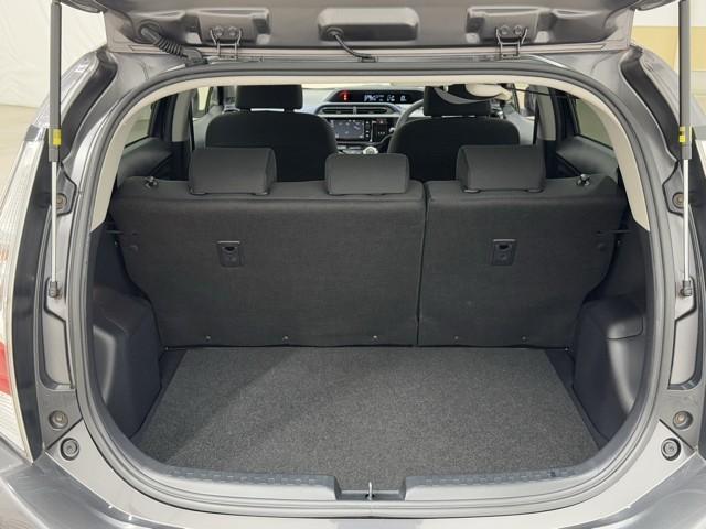 アクア S キーレスエントリ フルセグ地デジ ナビ&TV ワンオーナー車 オートエアコン デュアルエアバック ESC Bカメラ パワーウィンドウ AUX端子 ETC DVD再生可能 アルミホイール SRS ABS(17枚目)