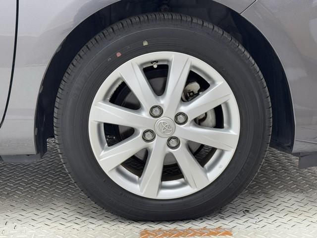 アクア S キーレスエントリ フルセグ地デジ ナビ&TV ワンオーナー車 オートエアコン デュアルエアバック ESC Bカメラ パワーウィンドウ AUX端子 ETC DVD再生可能 アルミホイール SRS ABS(18枚目)