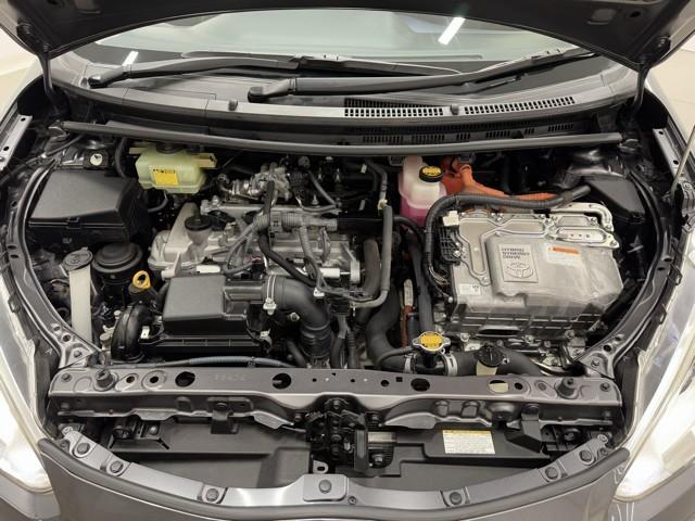 アクア S キーレスエントリ フルセグ地デジ ナビ&TV ワンオーナー車 オートエアコン デュアルエアバック ESC Bカメラ パワーウィンドウ AUX端子 ETC DVD再生可能 アルミホイール SRS ABS(19枚目)