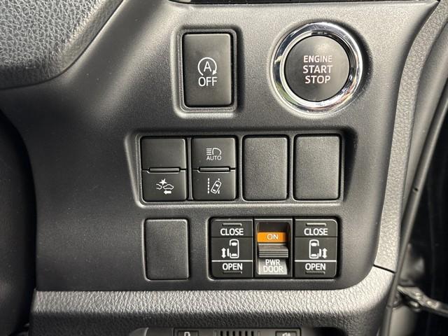 ヴォクシー ZS 煌 地上デジタル TSS 両側パワードア アイドリングストップ車 パワーウィンド 横滑防止 1オーナ 整備記録簿 DVD可 フルフラットシート 盗難防止装置 スマートエントリー Bカメラ AUX ETC(8枚目)