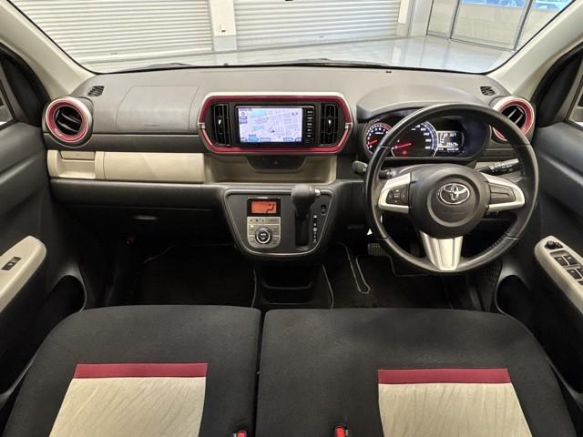 パッソ モーダ　Ｇパッケージ　記録簿付き　横滑り防止　キーフリーシステム　スマートキー　Ｂカメラ　ＬＥＤヘッドライト　パワーステアリング　アルミ　ＡＢＳ　イモビライザー　ＷエアＢ　パワーウインドウ　ナビＴＶ　Ａストップ　メモリナビ（6枚目）