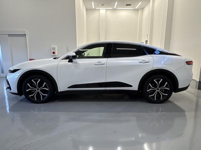 クラウンクロスオーバー Ｇ　ＬＥＤヘッドライト　衝突被害軽減ブレーキ　点検記録簿　ＡＣ１００Ｖ電源　地デジ　電動シート　オートクルーズコントロール　バックモニター　盗難防止システム　ＥＴＣ　アルミホイール　４ＷＤ　横滑り防止機能（5枚目）