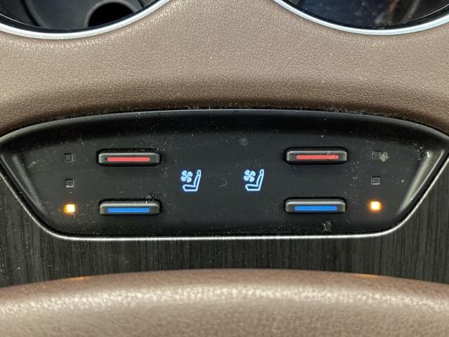 ハリアー Ｇ　レザーパッケージ　地デジＴＶ　ＡＵＸ　盗難防止装置　クルコン　横滑り防止装置　Ｒカメラ　Ｐシート　キーレス　エアバッグ　本革　ＬＥＤ　スマートキー　ＡＢＳ　メモリーナビ　記録簿　ＥＴＣ　ドラレコ　ワンオーナー　アルミ（8枚目）