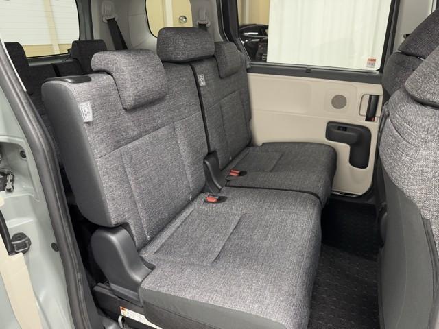 シエンタ ハイブリッドＺ　ＴＳＳ　ワンオーナ　フルフラットシート　エアバック　アルミ　キーレスエントリー　イモビライザー　整備記録簿　バックモニター　ＬＥＤヘッドライト　ＥＴＣ車載器　横滑り防止　スマートキー　オートエアコン（14枚目）