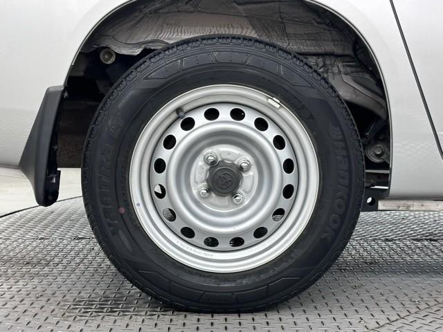 プロボックス ＧＬ　Ｐウインド　記録簿　デュアルエアバッグ　ブレーキサポート　ナビ＆ＴＶ　ワイヤレスキー　四駆　マニュアルエアコン　ＥＴＣ車載器　ＡＵＸ　パワーステアリング　エアバック　横滑り防止　メモリーナビ　ＡＢＳ（19枚目）