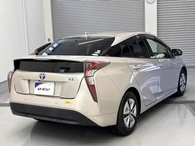 プリウス Ａ　衝突軽減ブレーキシステム　Ｂモニタ　記録簿有　ＬＥＤヘッド　クルーズコントロール　セキュリティー　スマートキー　パワーステアリング　Ｉストップ　ドライブレコーダー　ＥＴＣ　１オーナー　アルミホイル（4枚目）