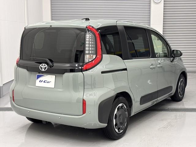 シエンタ Ｚ　１オ－ナ－　Ｗ電動ドア　ナビ　イモビ　クルーズＣ　ＬＥＤヘッドランプ　ＥＴＣ　　横滑り防止機能　メモリーナビ　パワーウィンドウ　記録簿　エアバック　ＡＢＳ　ドラレコ　カーテンエアバック　三列シート（4枚目）