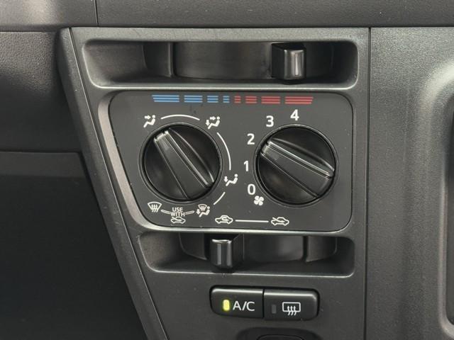 ピクシスバン スペシャルクリーンバージョン　ＳＡＩＩＩ　４ＷＤ　車線逸脱警報　横滑り防止装置　ＡＢＳ　ＥＴＣ　ＬＥＤヘッドランプ　アイドリングストップ　バックモニター（10枚目）