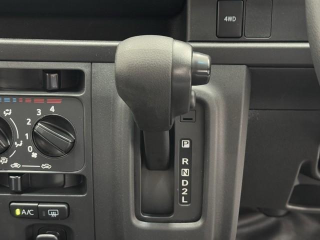 ピクシスバン スペシャルクリーンバージョン　ＳＡＩＩＩ　４ＷＤ　車線逸脱警報　横滑り防止装置　ＡＢＳ　ＥＴＣ　ＬＥＤヘッドランプ　アイドリングストップ　バックモニター（11枚目）