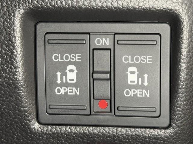 �p���[�X���C�h�h�A�����ŏ�~�胉�N���N�I�@�J���X�C�b�`��Ń����^�b�`�ł���B�@���q�l�₨�N���̕������S���Ă����ł��܂��B�@�⓹�ŊJ���d���Ȃ��Ă��܂����ɕ֗��ł���B