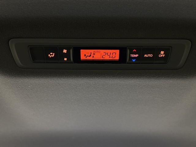 �����I�[�g�G�A�R���i�����N�[���[�{�����q�[�^�[�j�̃X�C�b�`�ł��B�㕔���Ȃ����K�ɉ߂����܂��ˁB