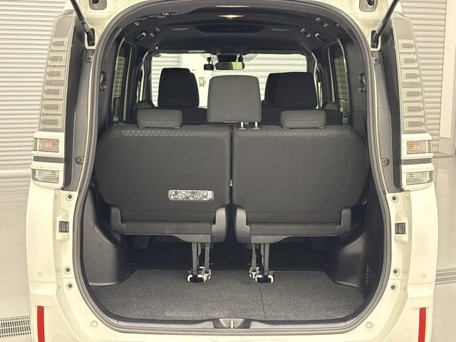 �ƂĂ��L�X�A�傫�ȊJ�����̉׎��X�y�[�X�ł��ˁB�@�J�����L�X������A�傫�ȉו����y�X���[�o�����Ⴂ�܂��ˁB�@�ו��X�y�[�X�͍L���ق��������ł���ˁB