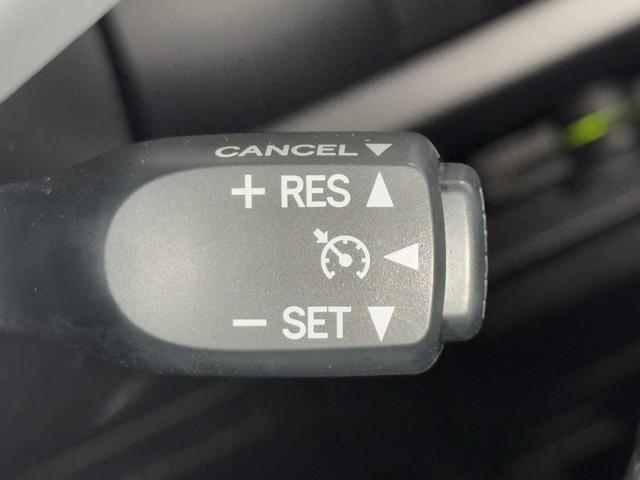 �N���[�Y�R���g���[���@�\���t���Ă��܂��B�@���x��ݒ肷��ƃA�N�Z���𓥂܂Ȃ��Ă����̑��x�ő��邱�Ƃ��ł��܂��B�@�@�������H�ł͂ƂĂ��֗��ȑ��u�Ȃ�ł��B