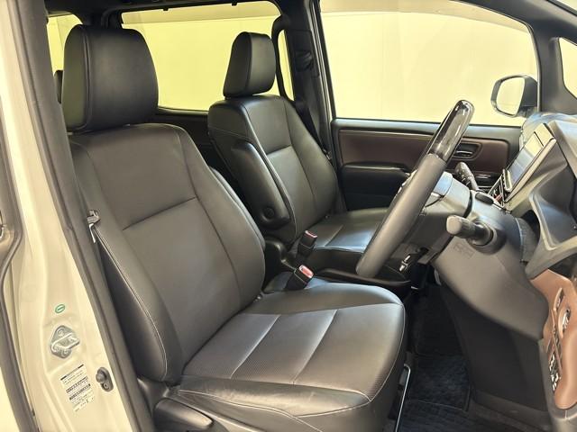 �V���v���Ȃ������S�n�̗ǂ��V�[�g�ł��B�@�z�[���h�����ǂ��̂Œ����h���C�r���O�ł����ɂ�����ł��B