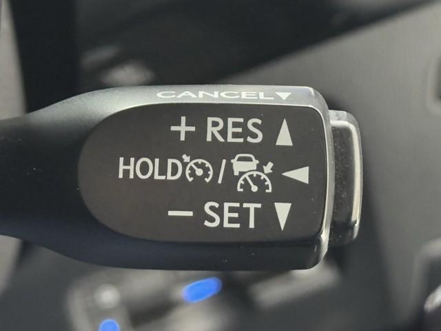 �N���[�Y�R���g���[���@�\���t���Ă��܂��B�@���x��ݒ肷��ƃA�N�Z���𓥂܂Ȃ��Ă����̑��x�ő��邱�Ƃ��ł��܂��B�@�@�������H�ł͂ƂĂ��֗��ȑ��u�Ȃ�ł��B