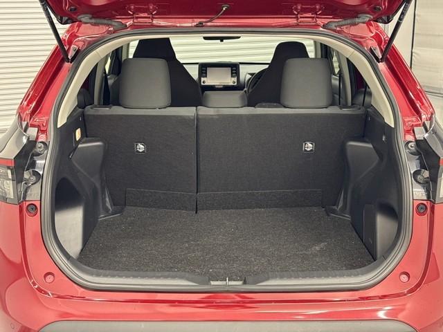 �ƂĂ��L�X�A�傫�ȊJ�����̉׎��X�y�[�X�ł��ˁB�@�J�����L�X������A�傫�ȉו����y�X���[�o�����Ⴂ�܂��ˁB�@�ו��X�y�[�X�͍L���ق��������ł���ˁB