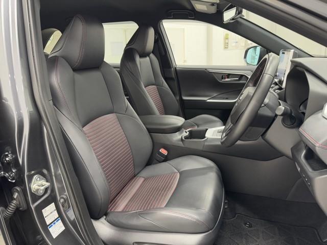 �V���v���Ȃ������S�n�̗ǂ��V�[�g�ł��B�@�z�[���h�����ǂ��̂Œ����h���C�r���O�ł����ɂ�����ł��B