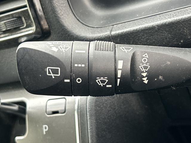 ハイエースバン 　スーパーＧＬ　ダーク　プライムＩＩ　ＳＤナビ　ＥＴＣ　エアロ　フルセグ　オートマチックハイビーム　オートライト　衝突防止システム　ＬＥＤヘッドランプ　レーンアシスト　Ｂｌｕｅｔｏｏｔｈ接続（34枚目）