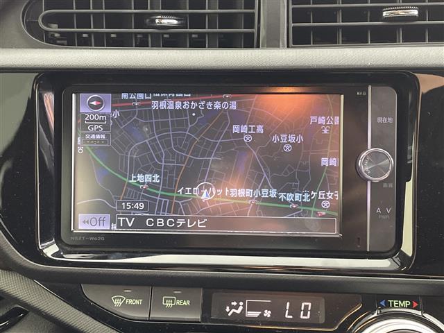 アクア Ｇ　禁煙　純正ナビ　クルーズコントロール　ＥＴＣ　オートライト　車両接近通報装置　スマートキー　エンジンスタートボタン　Ｂｌｕｅｔｏｏｔｈ　フルセグテレビ　ＣＤ　ＤＶＤ　ＬＥＤヘッドライト（3枚目）