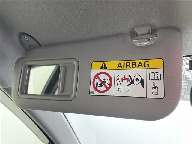 アクア Ｇ　禁煙　純正ナビ　クルーズコントロール　ＥＴＣ　オートライト　車両接近通報装置　スマートキー　エンジンスタートボタン　Ｂｌｕｅｔｏｏｔｈ　フルセグテレビ　ＣＤ　ＤＶＤ　ＬＥＤヘッドライト（18枚目）
