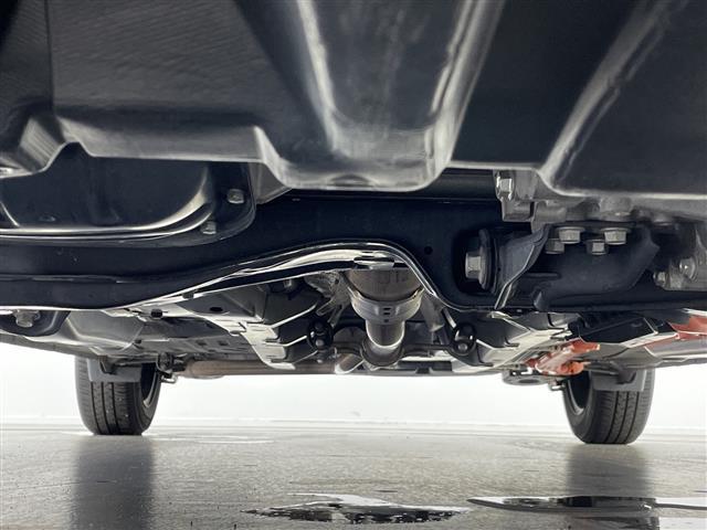 アクア Ｇ　禁煙　純正ナビ　クルーズコントロール　ＥＴＣ　オートライト　車両接近通報装置　スマートキー　エンジンスタートボタン　Ｂｌｕｅｔｏｏｔｈ　フルセグテレビ　ＣＤ　ＤＶＤ　ＬＥＤヘッドライト（41枚目）