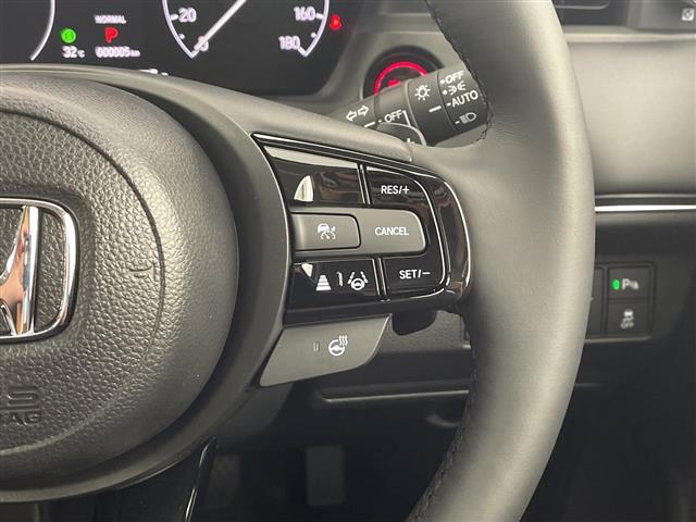 ヴェゼル e:HEV Z 登録済未使用 ホンダコネクトディスプレイ ナビ機能 フルセグ バックカメラ ETC ワイヤレス充電 ブラックフロントグリル パワーバックドア シーケンシャルターンランプ ブラインドスポットモニター(12枚目)