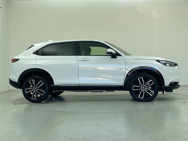 ヴェゼル e:HEV Z 登録済未使用 ホンダコネクトディスプレイ ナビ機能 フルセグ バックカメラ ETC ワイヤレス充電 ブラックフロントグリル パワーバックドア シーケンシャルターンランプ ブラインドスポットモニター(39枚目)