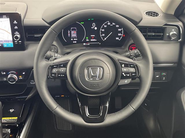 ヴェゼル e:HEV Z 登録済未使用 ホンダコネクトディスプレイ ナビ機能 フルセグ バックカメラ ETC ワイヤレス充電 ブラックフロントグリル パワーバックドア シーケンシャルターンランプ ブラインドスポットモニター(42枚目)